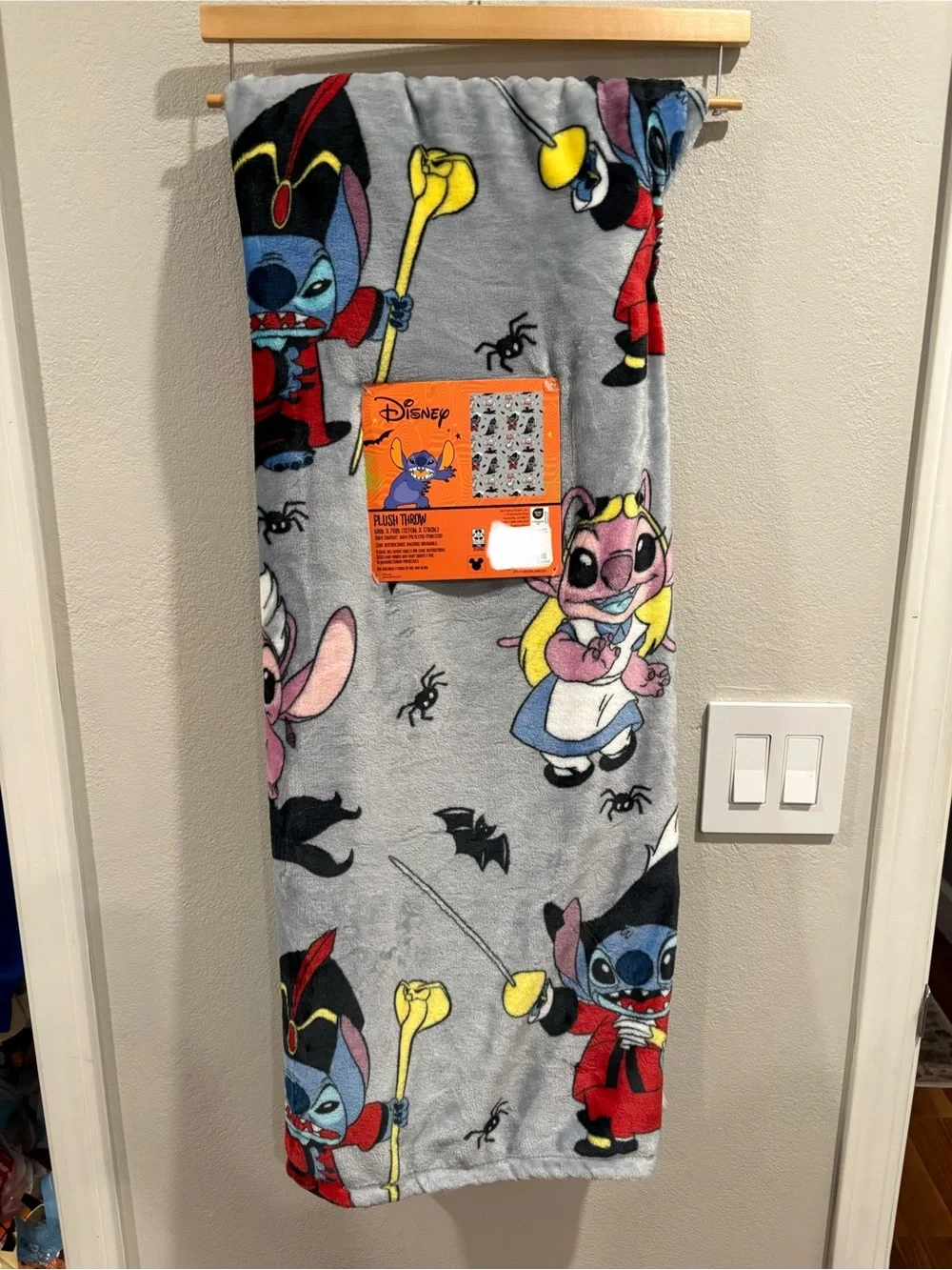 Disney Stitch & Angel Halloween Blanket 50 x 70 Ursula, Captain Hook, Alice
